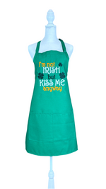 St Pattys Day Apron Kiss me I'm Irish kitchen cooking apron