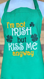 St Pattys Day Apron Kiss me I'm Irish kitchen cooking apron