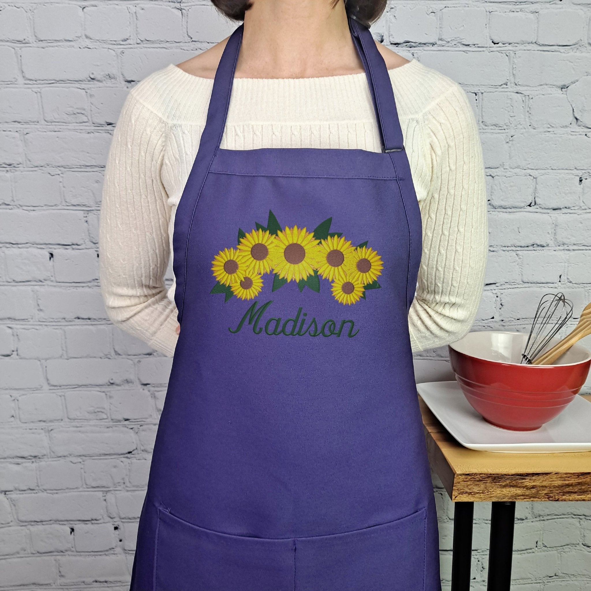 {{product_title}} – {{color}} embroidered kitchen apron