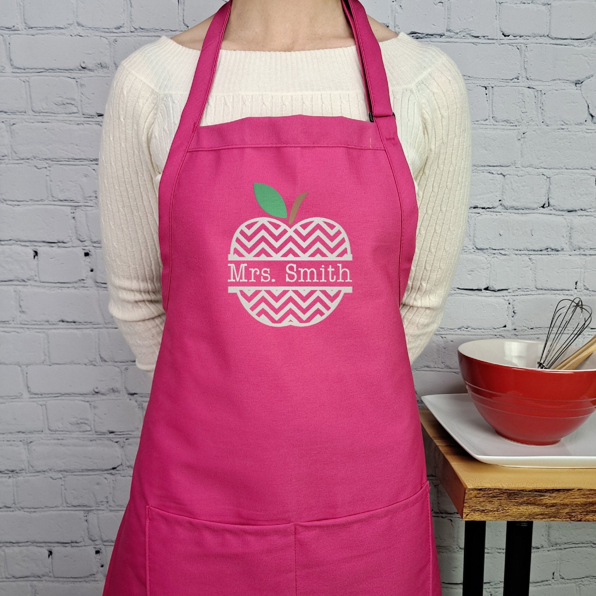 {{product_title}} – {{color}} embroidered kitchen apron