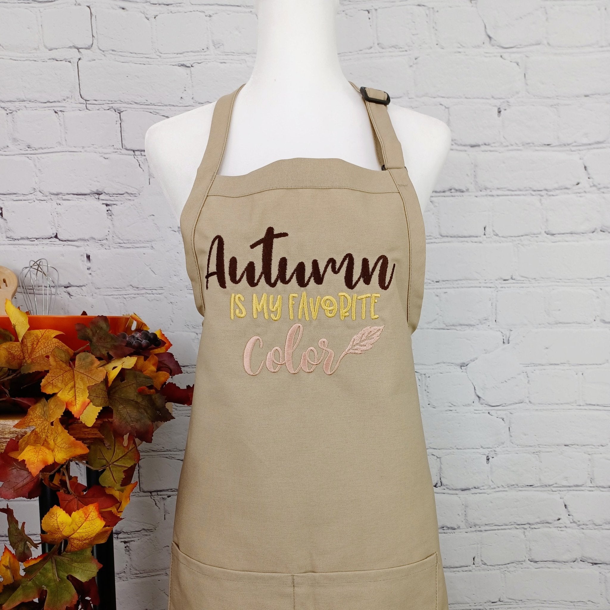{{product_title}} – {{color}} embroidered kitchen apron