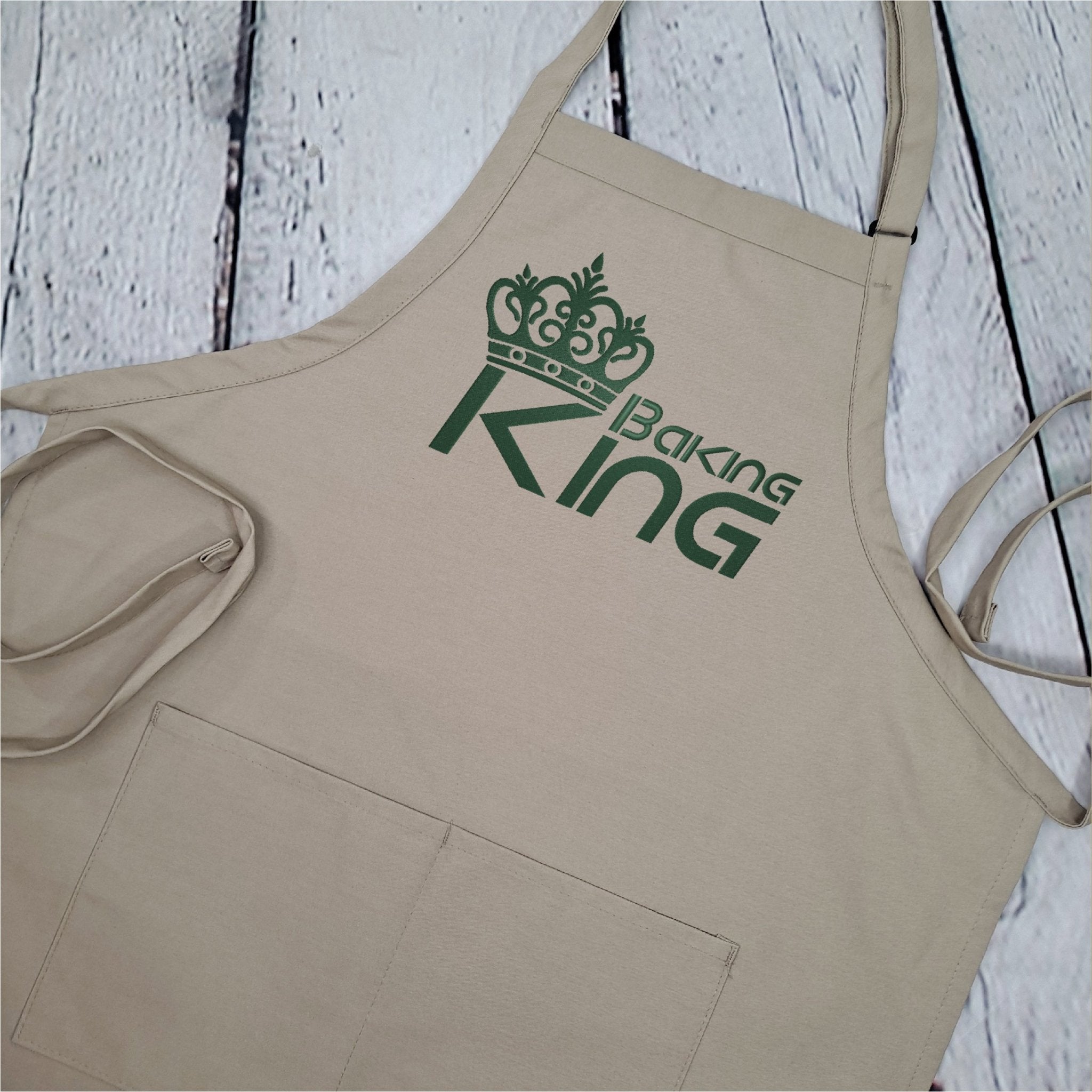 {{product_title}} – {{color}} embroidered kitchen apron