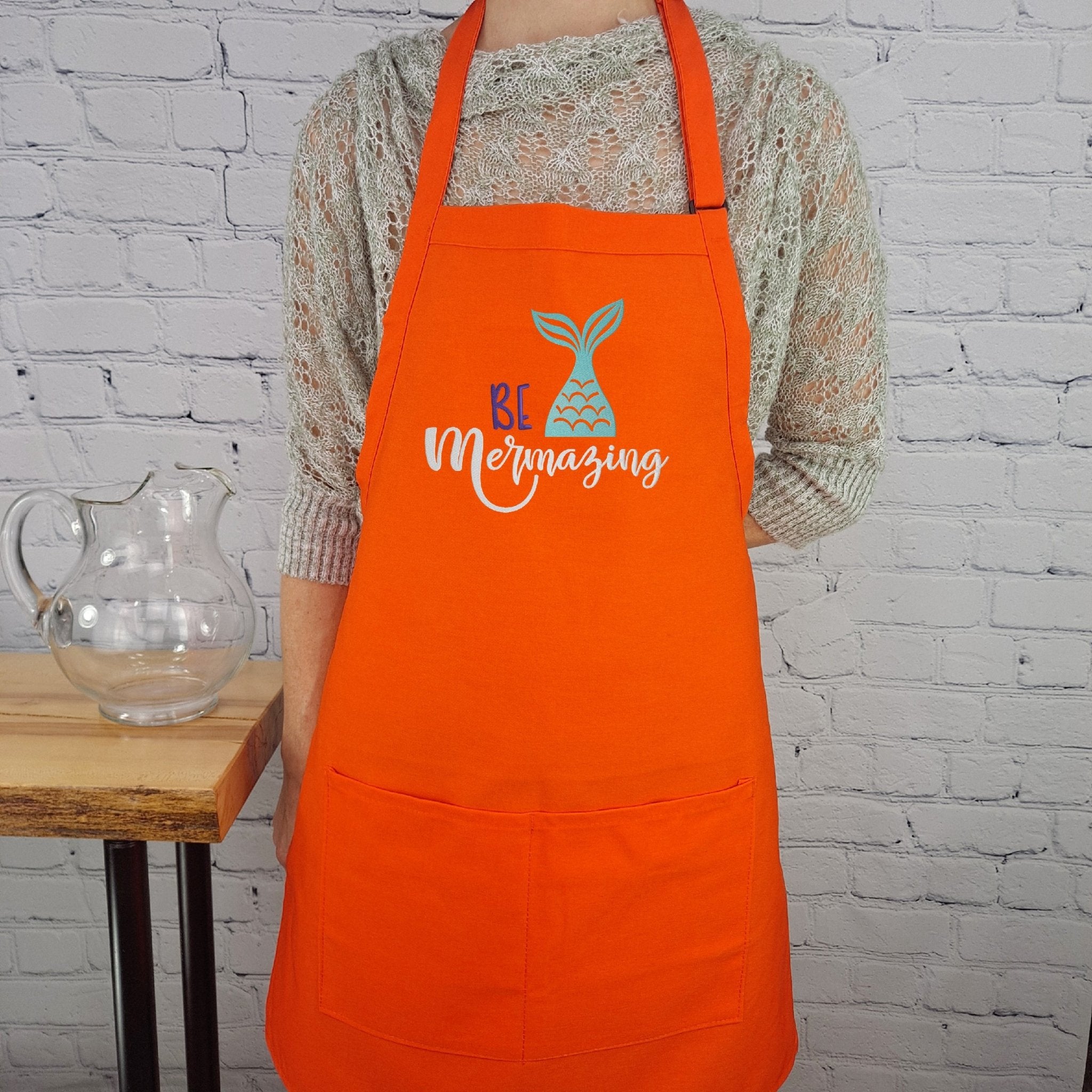 {{product_title}} – {{color}} embroidered kitchen apron