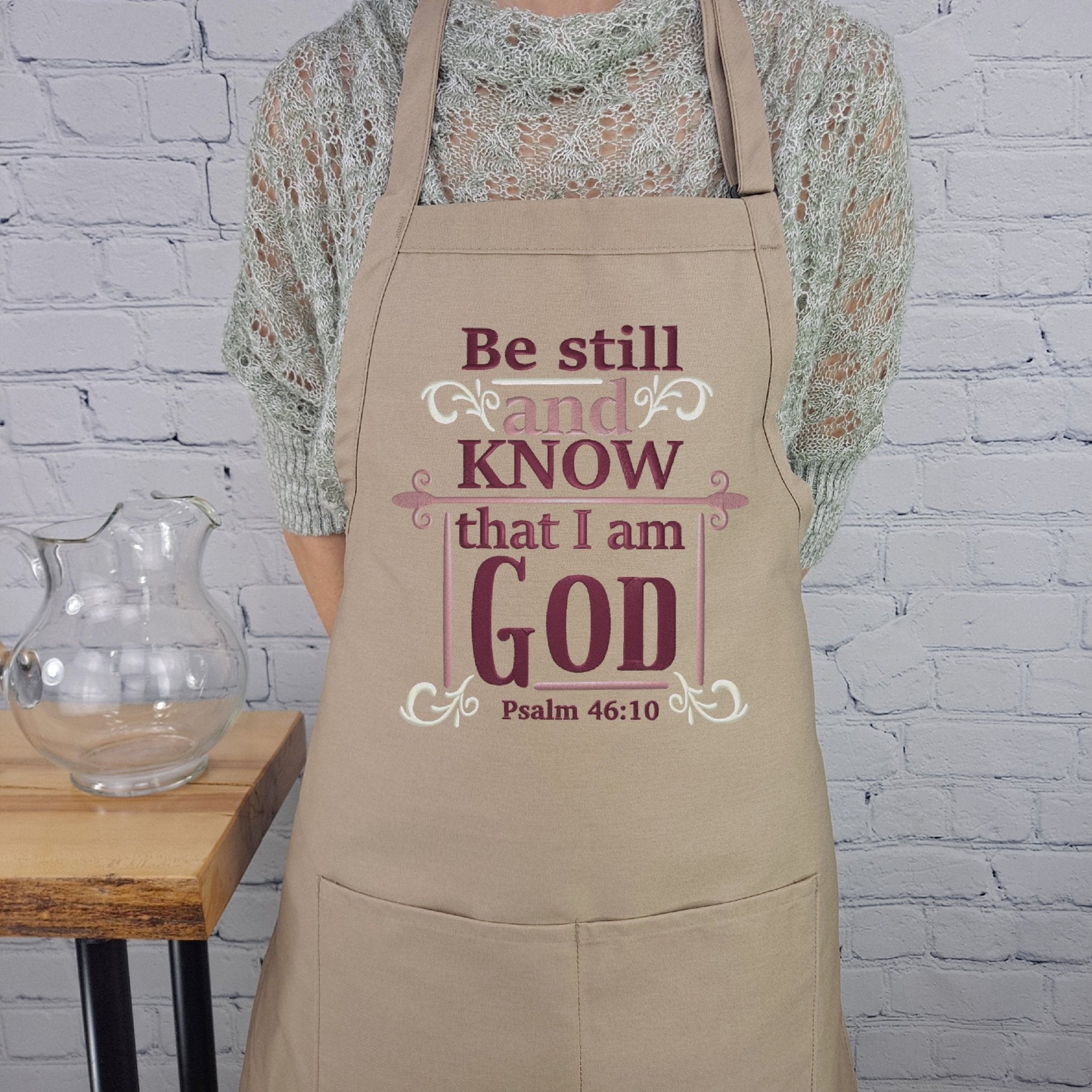 {{product_title}} – {{color}} embroidered kitchen apron