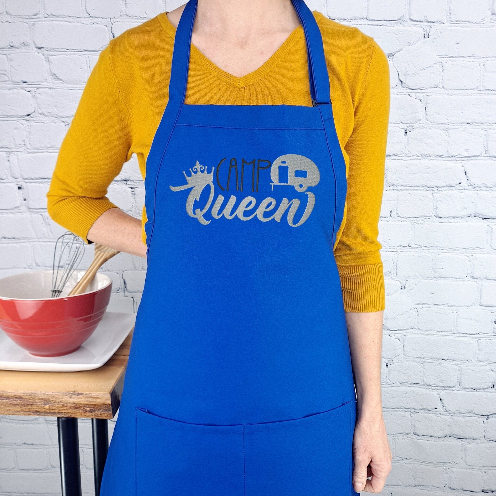 {{product_title}} – {{color}} embroidered kitchen apron