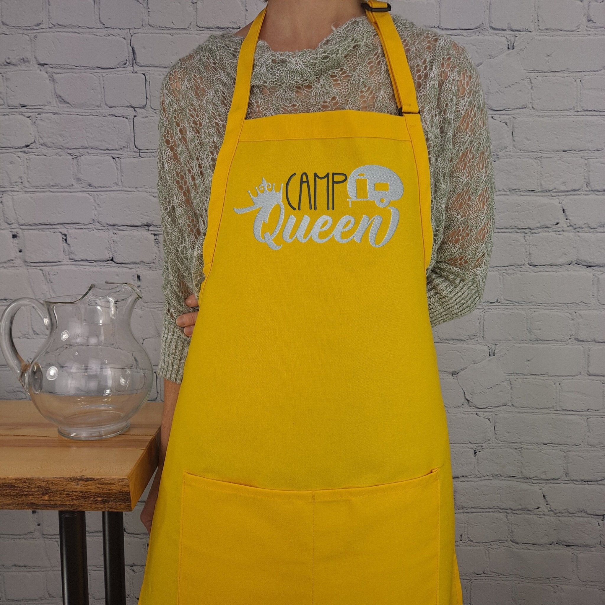 {{product_title}} – {{color}} embroidered kitchen apron