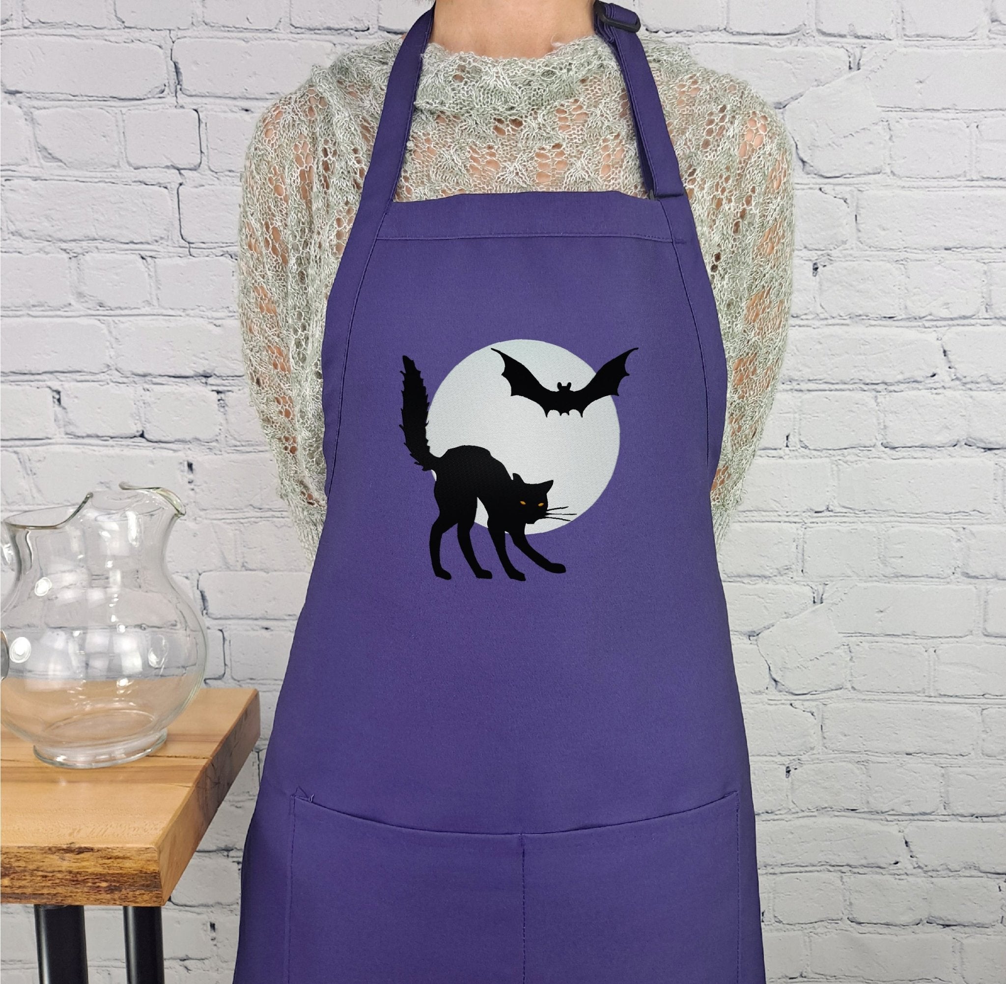 {{product_title}} – {{color}} embroidered kitchen apron