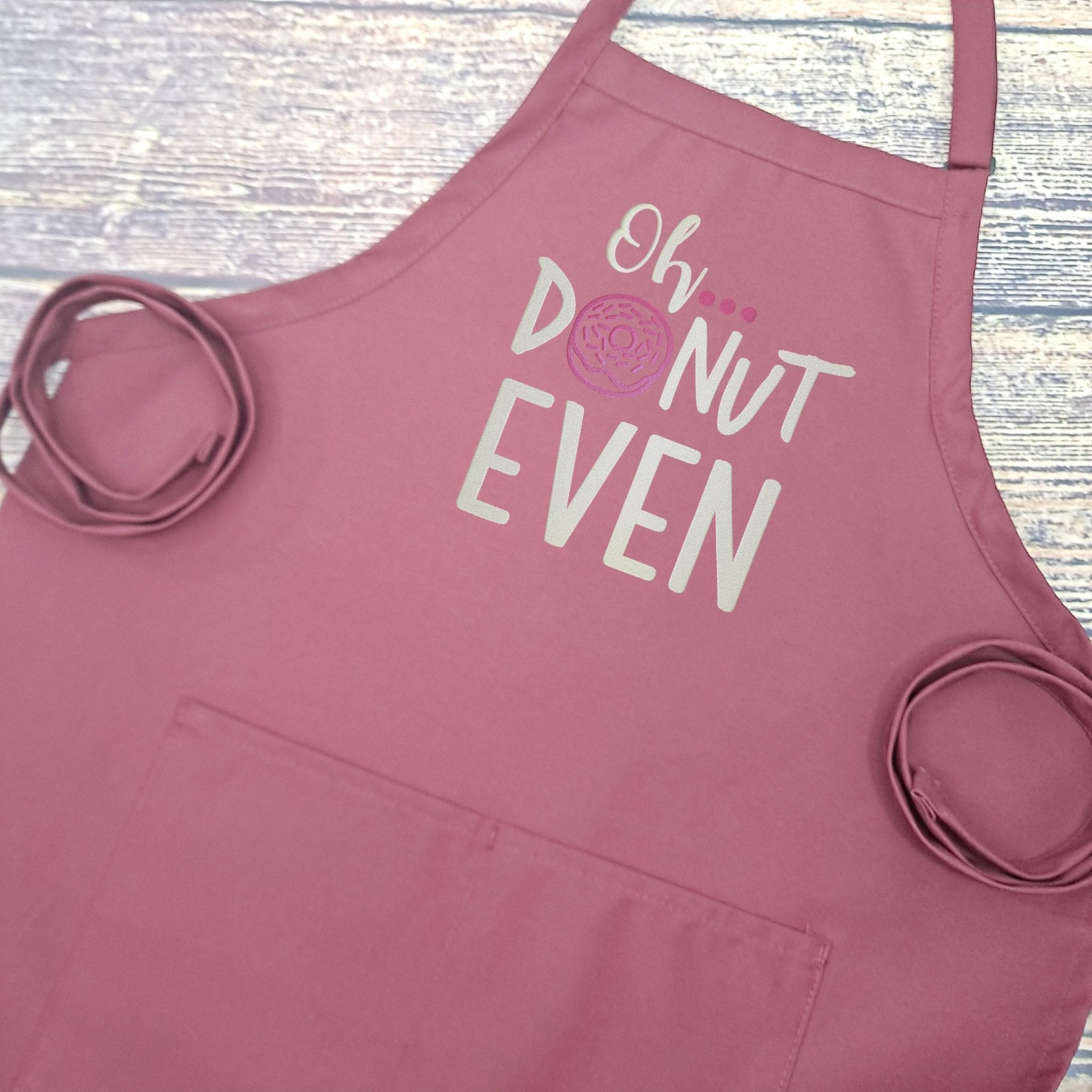 {{product_title}} – {{color}} embroidered kitchen apron