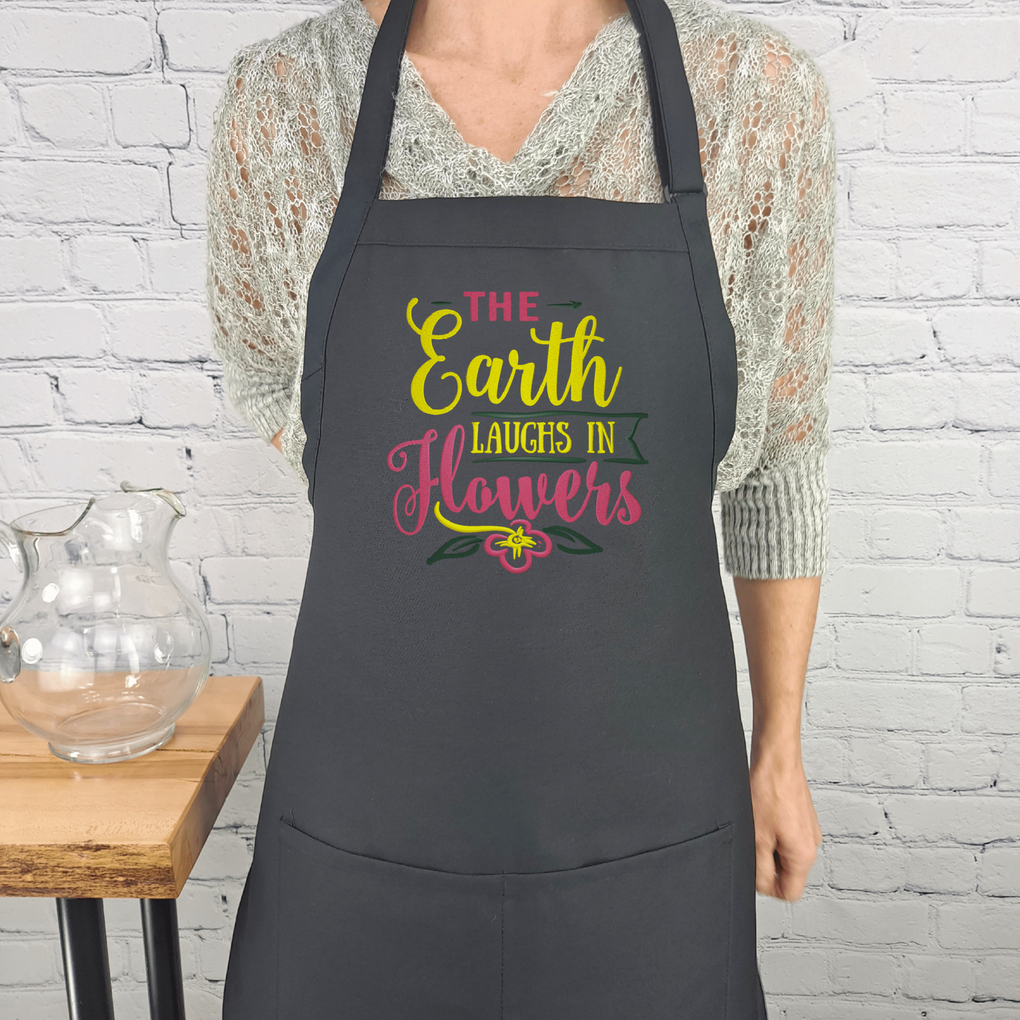 {{product_title}} – {{color}} embroidered kitchen apron