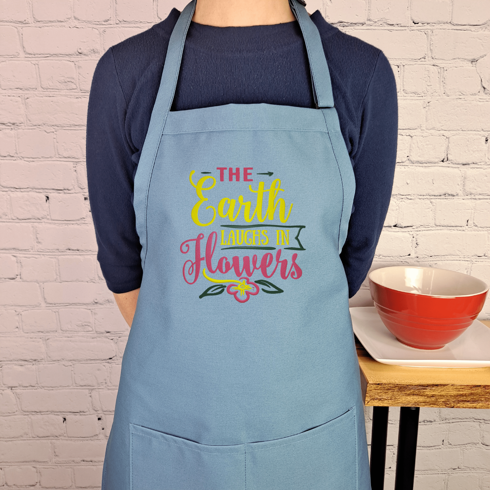 {{product_title}} – {{color}} embroidered kitchen apron