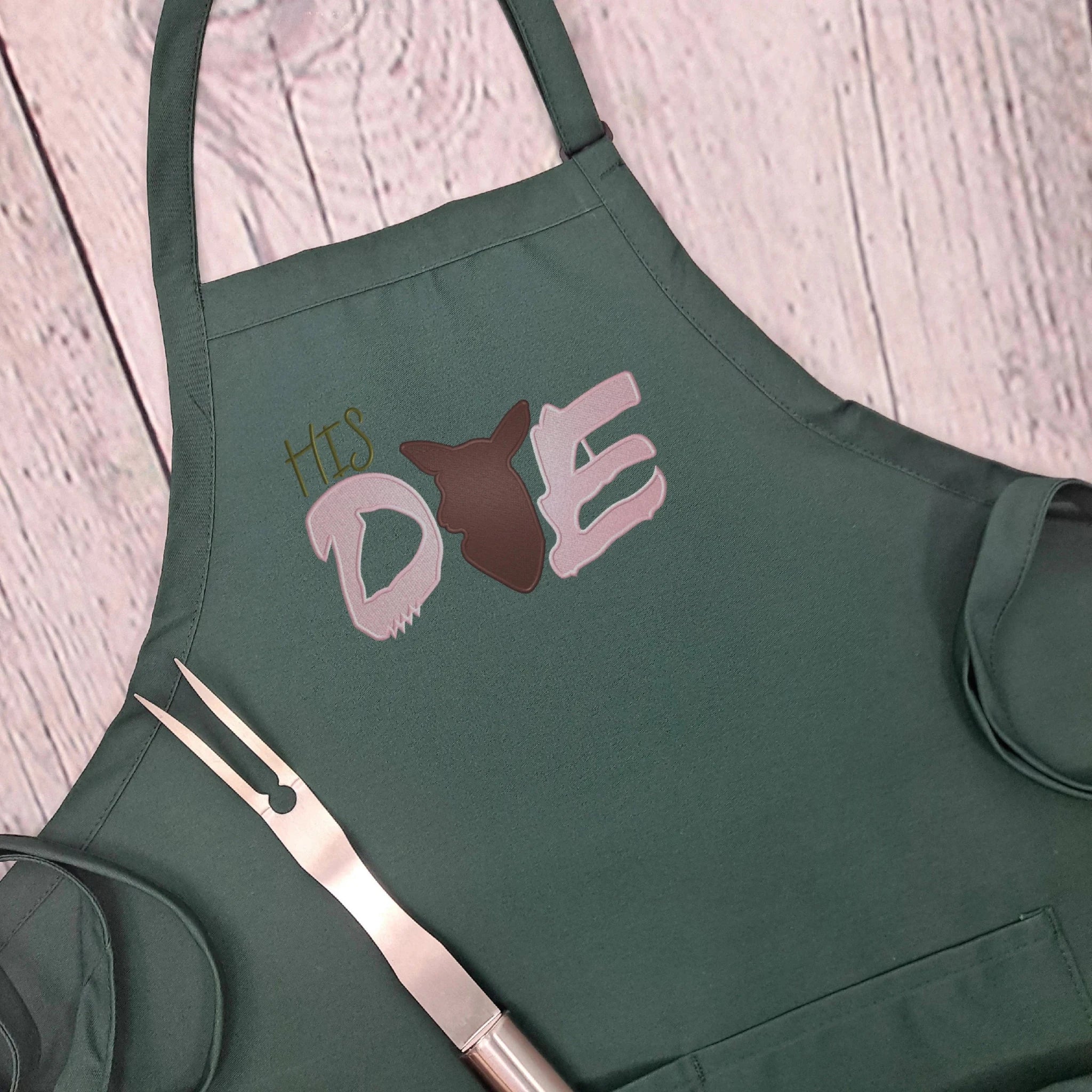 {{product_title}} – {{color}} embroidered kitchen apron