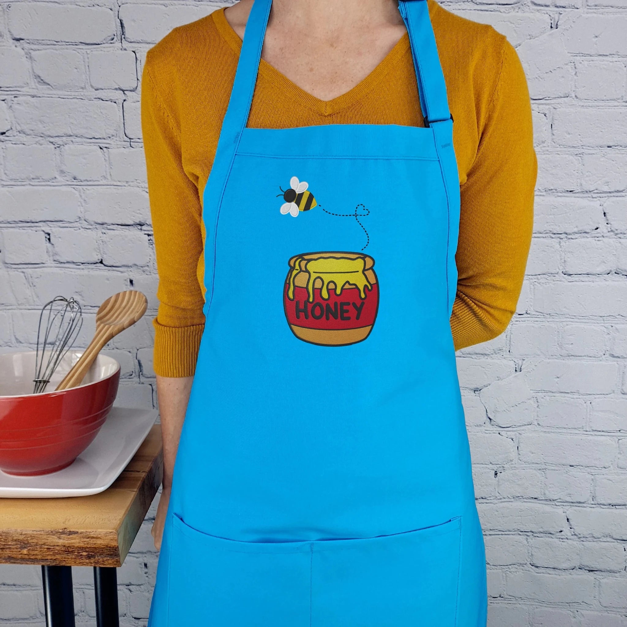 {{product_title}} – {{color}} embroidered kitchen apron