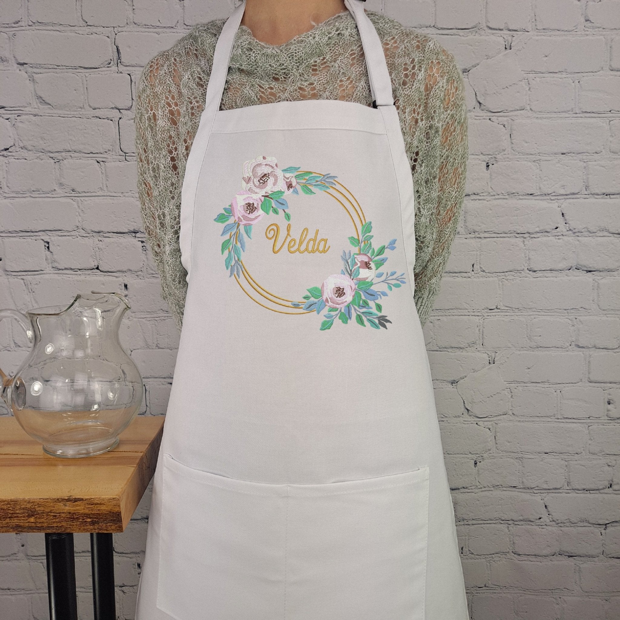 {{product_title}} – {{color}} embroidered kitchen apron