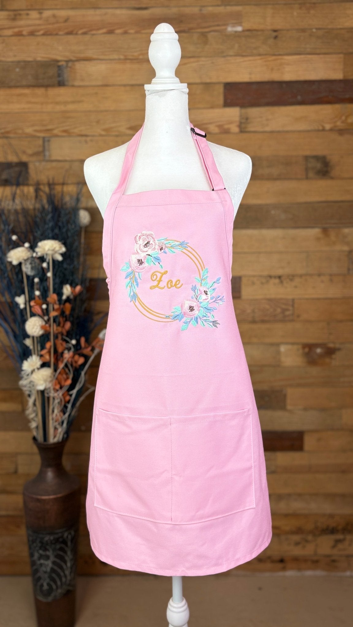 {{product_title}} – {{color}} embroidered kitchen apron