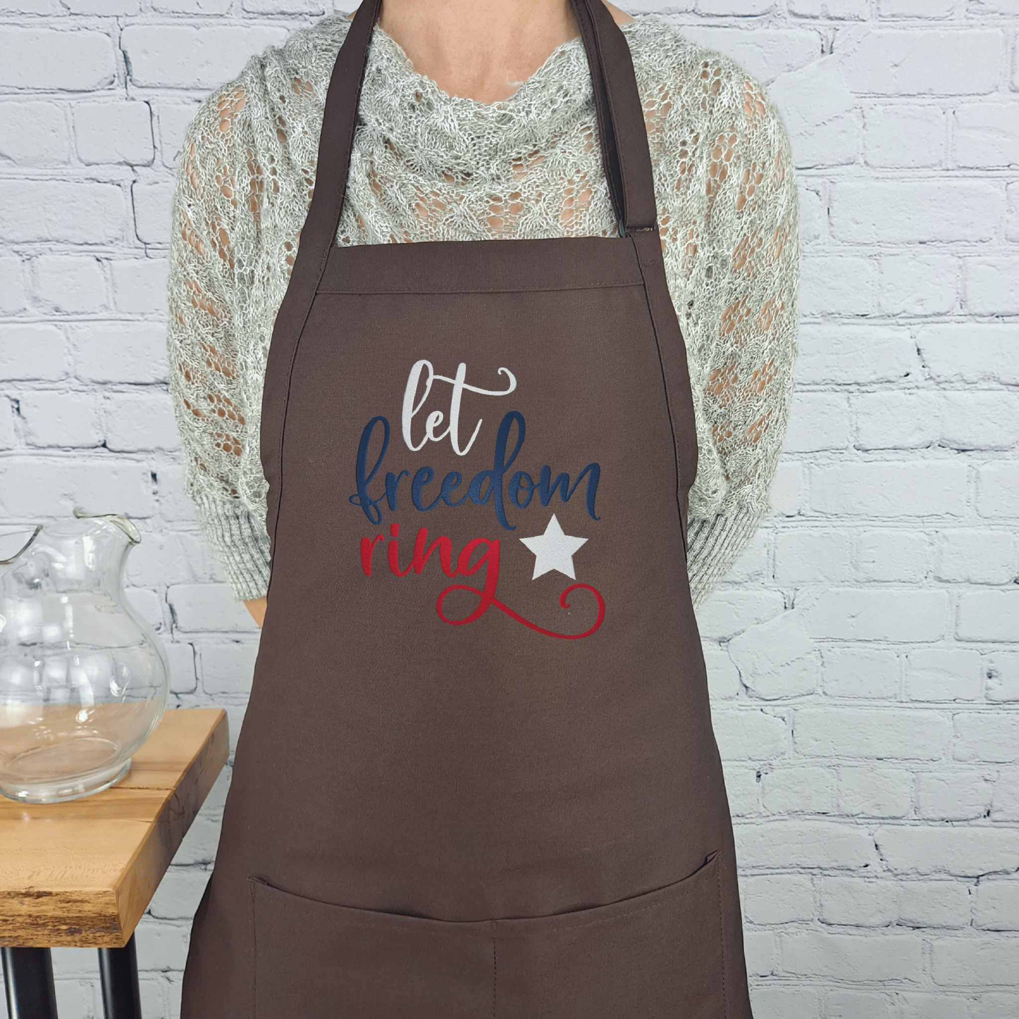 {{product_title}} – {{color}} embroidered kitchen apron