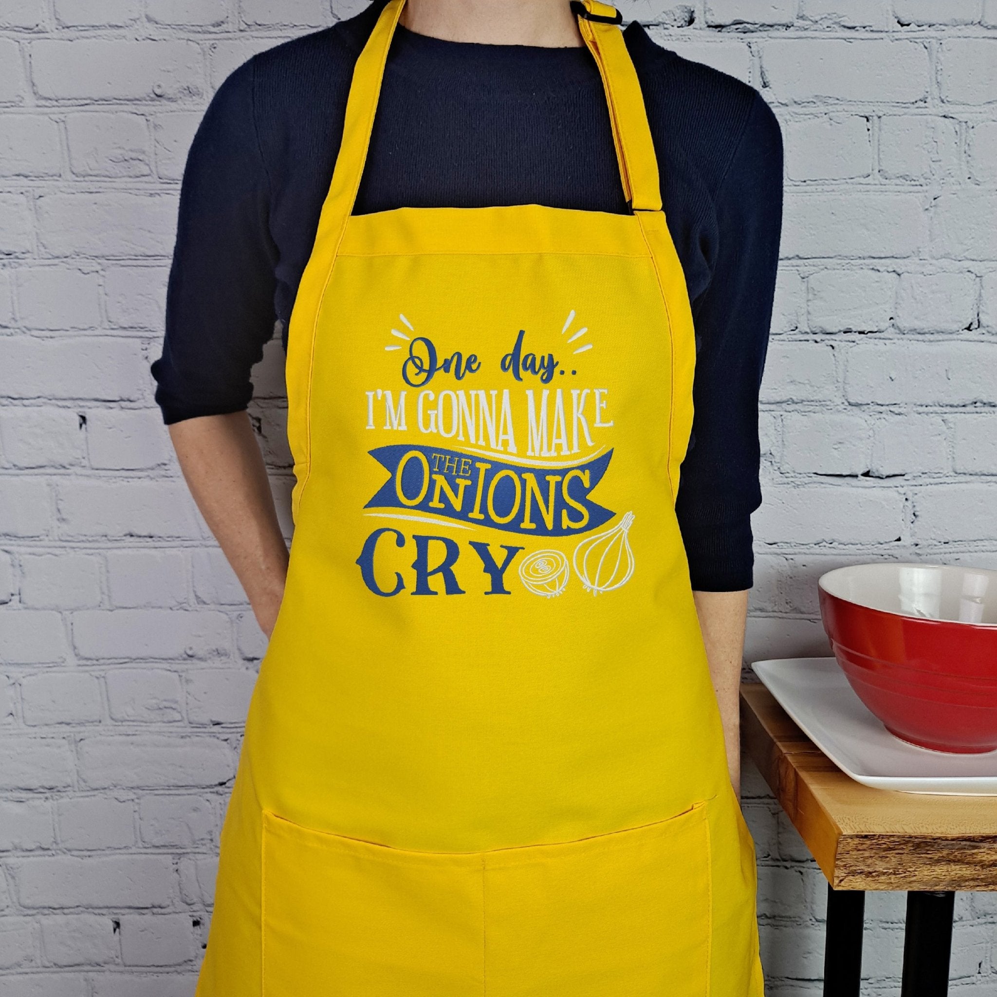 {{product_title}} – {{color}} embroidered kitchen apron