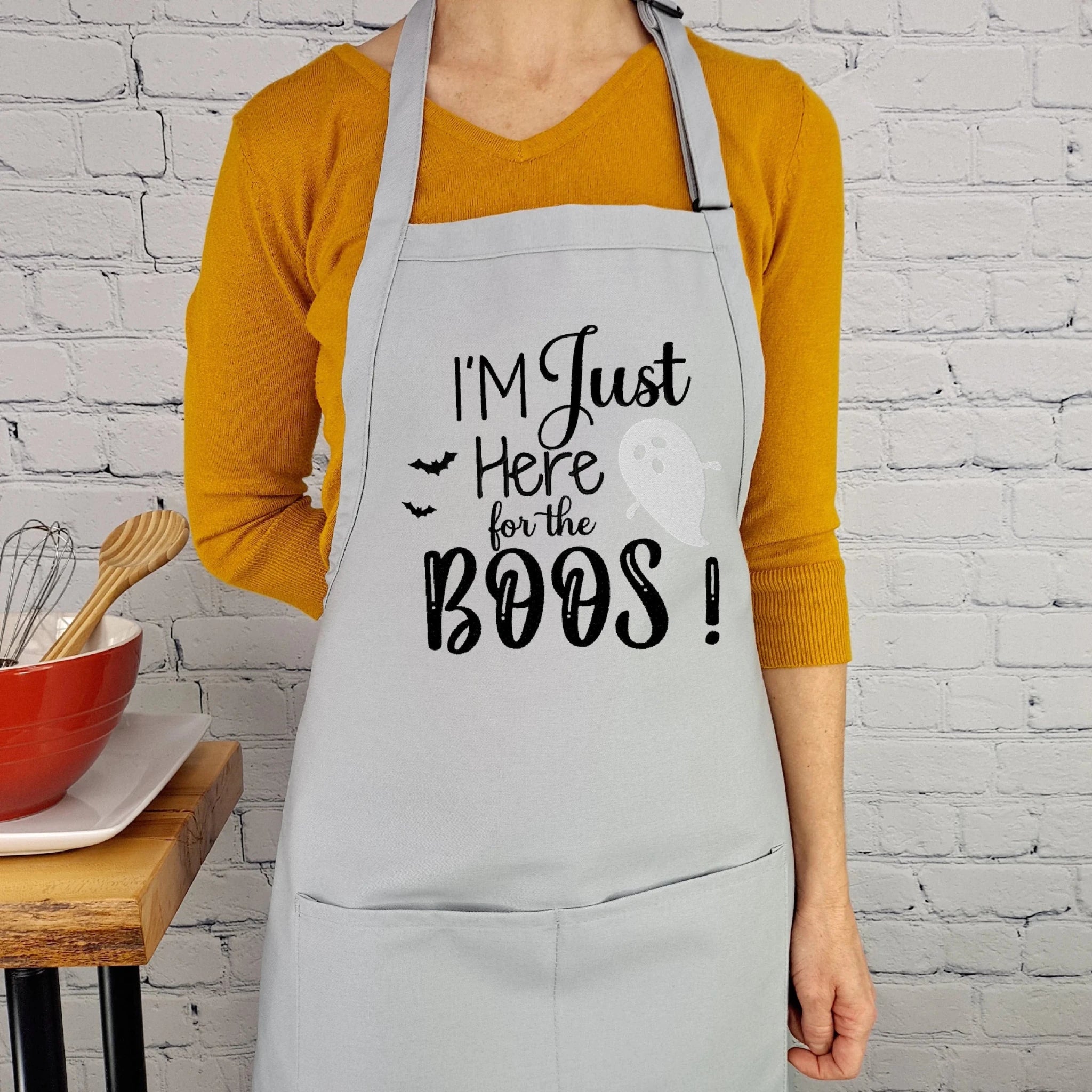 {{product_title}} – {{color}} embroidered kitchen apron