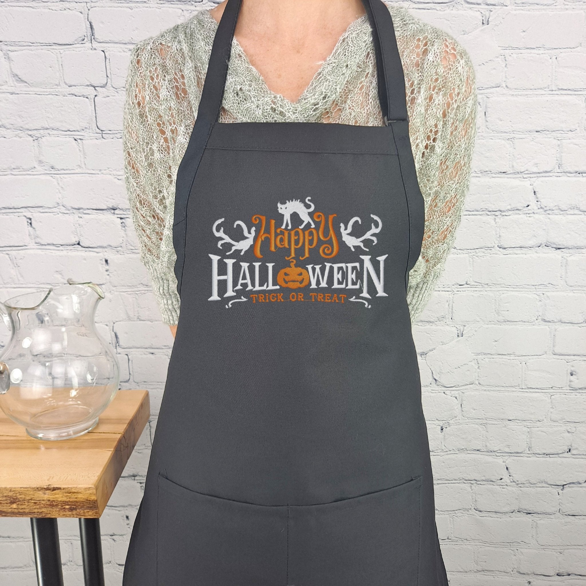 {{product_title}} – {{color}} embroidered kitchen apron