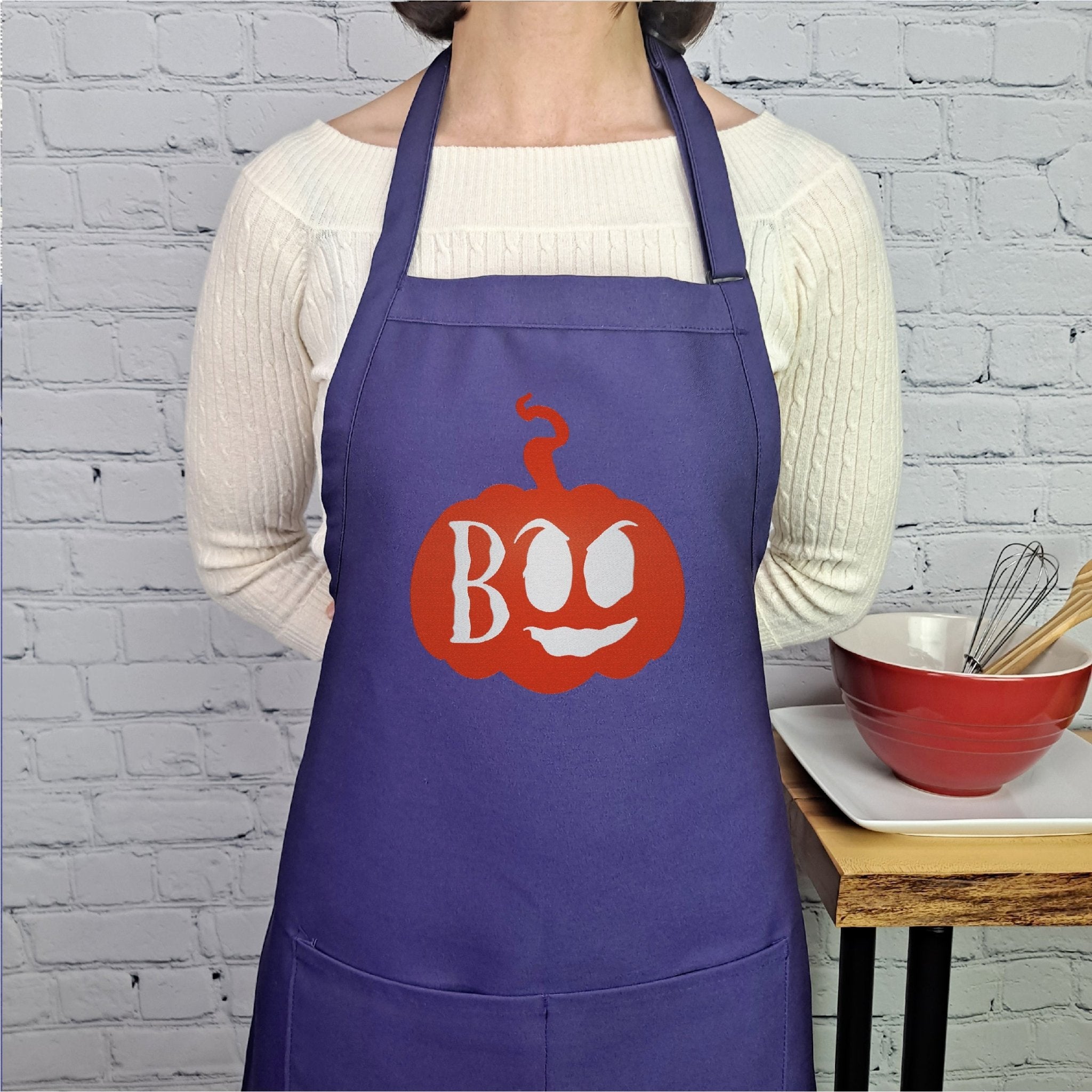 {{product_title}} – {{color}} embroidered kitchen apron