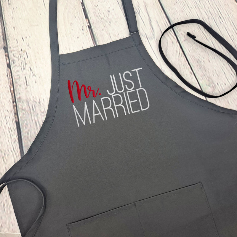 {{product_title}} – {{color}} embroidered kitchen apron
