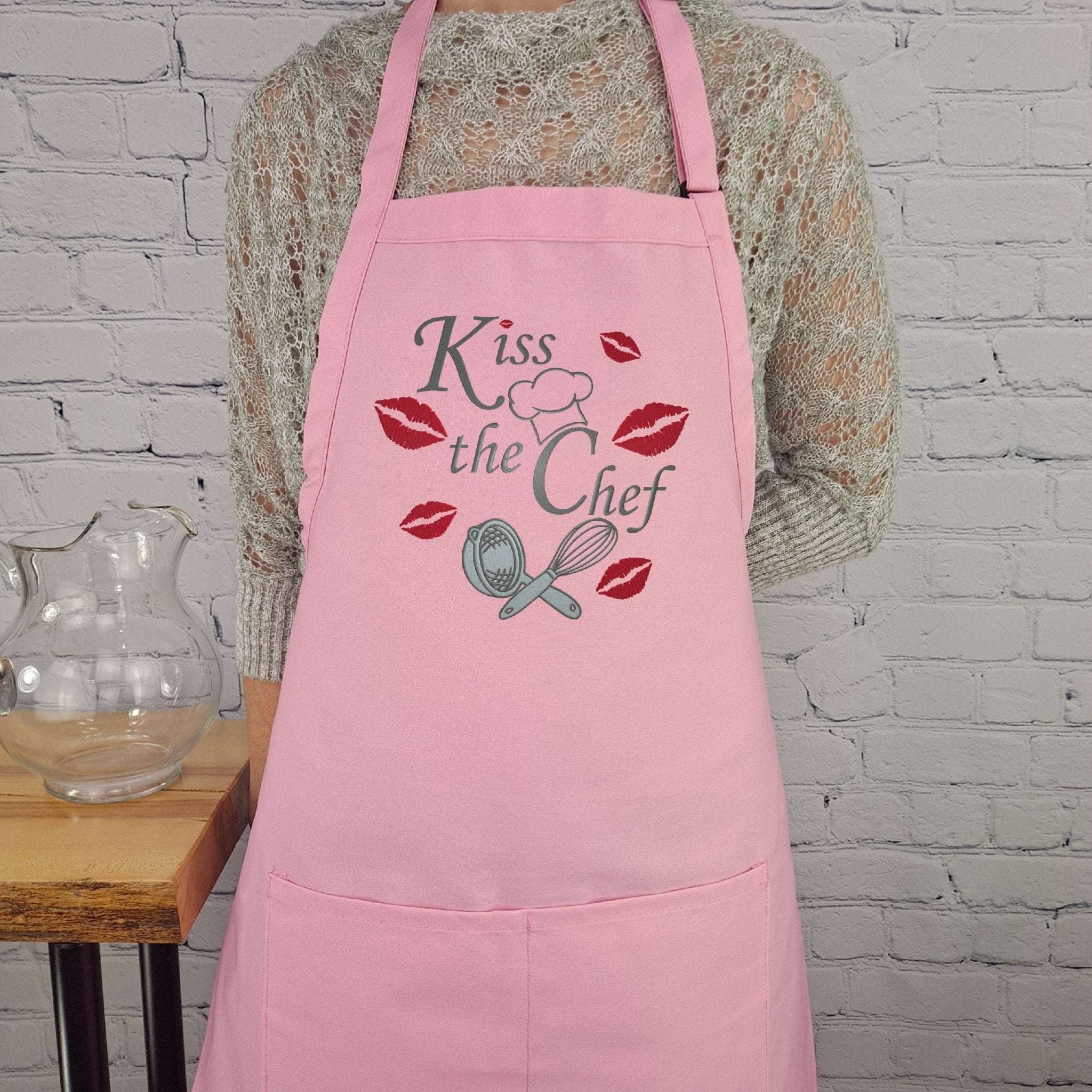 {{product_title}} – {{color}} embroidered kitchen apron