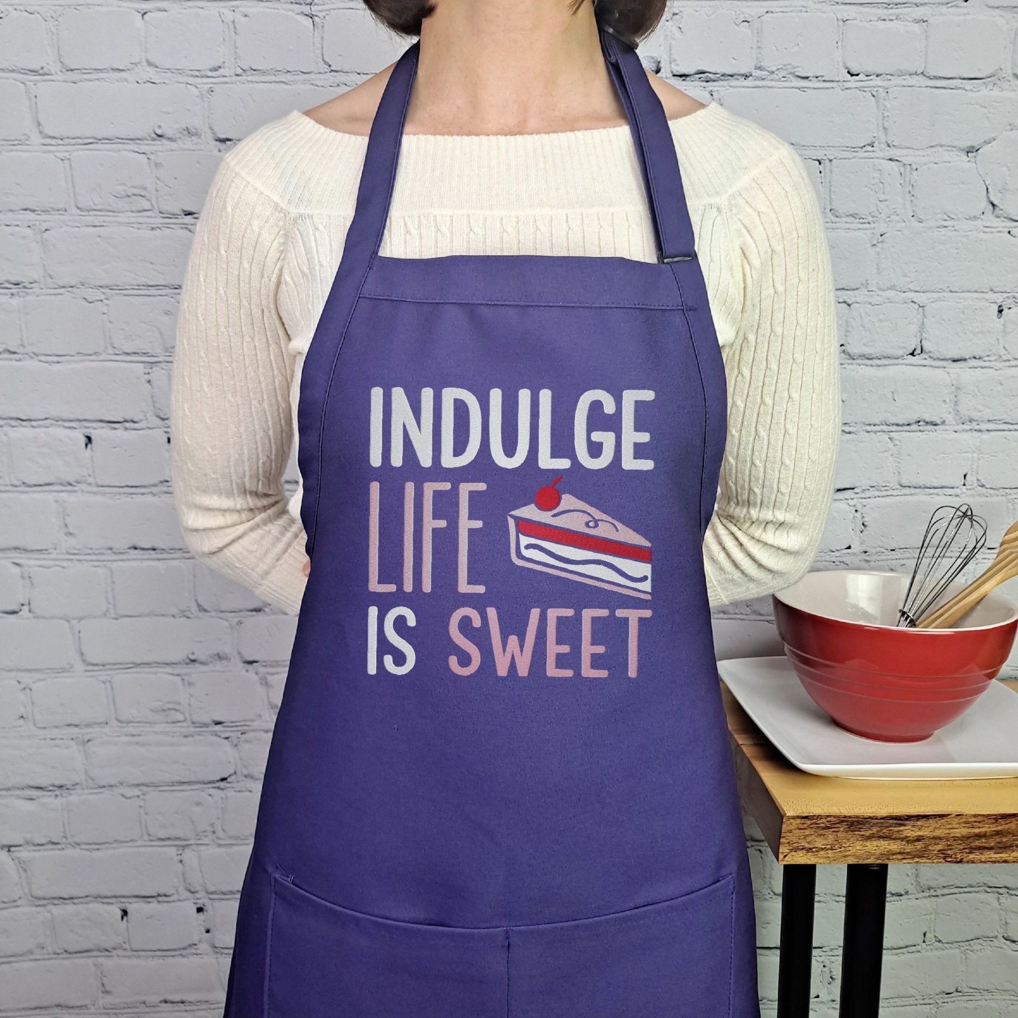 {{product_title}} – {{color}} embroidered kitchen apron