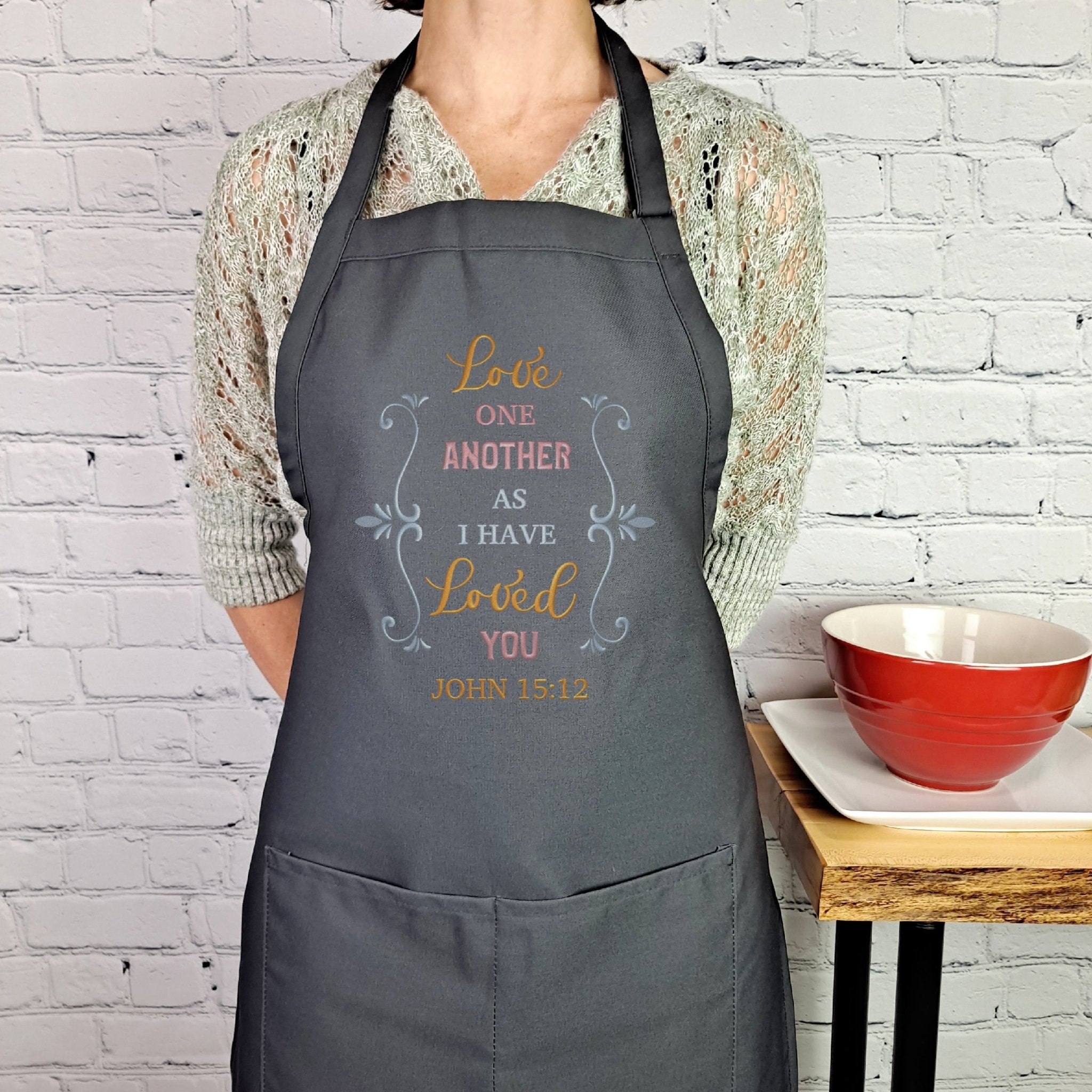 {{product_title}} – {{color}} embroidered kitchen apron