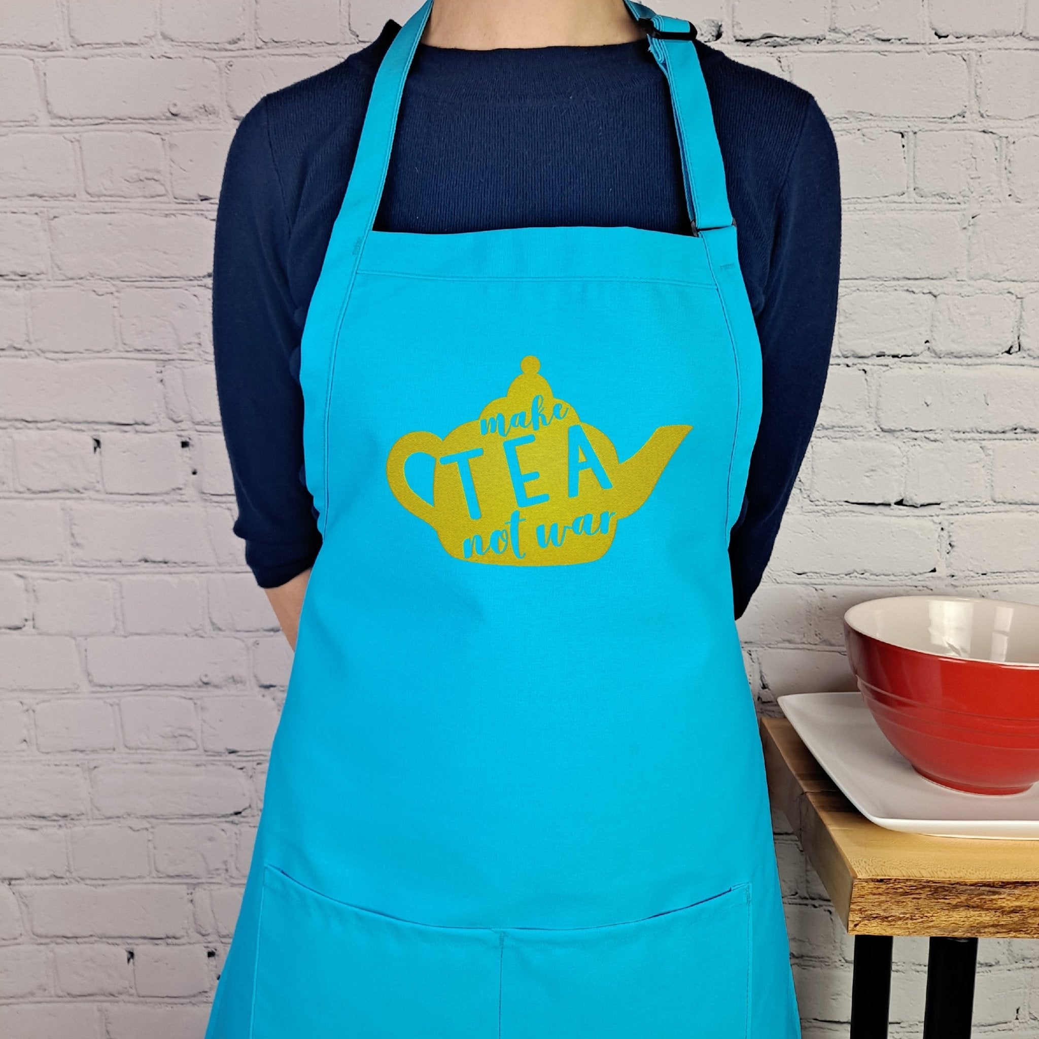 {{product_title}} – {{color}} embroidered kitchen apron