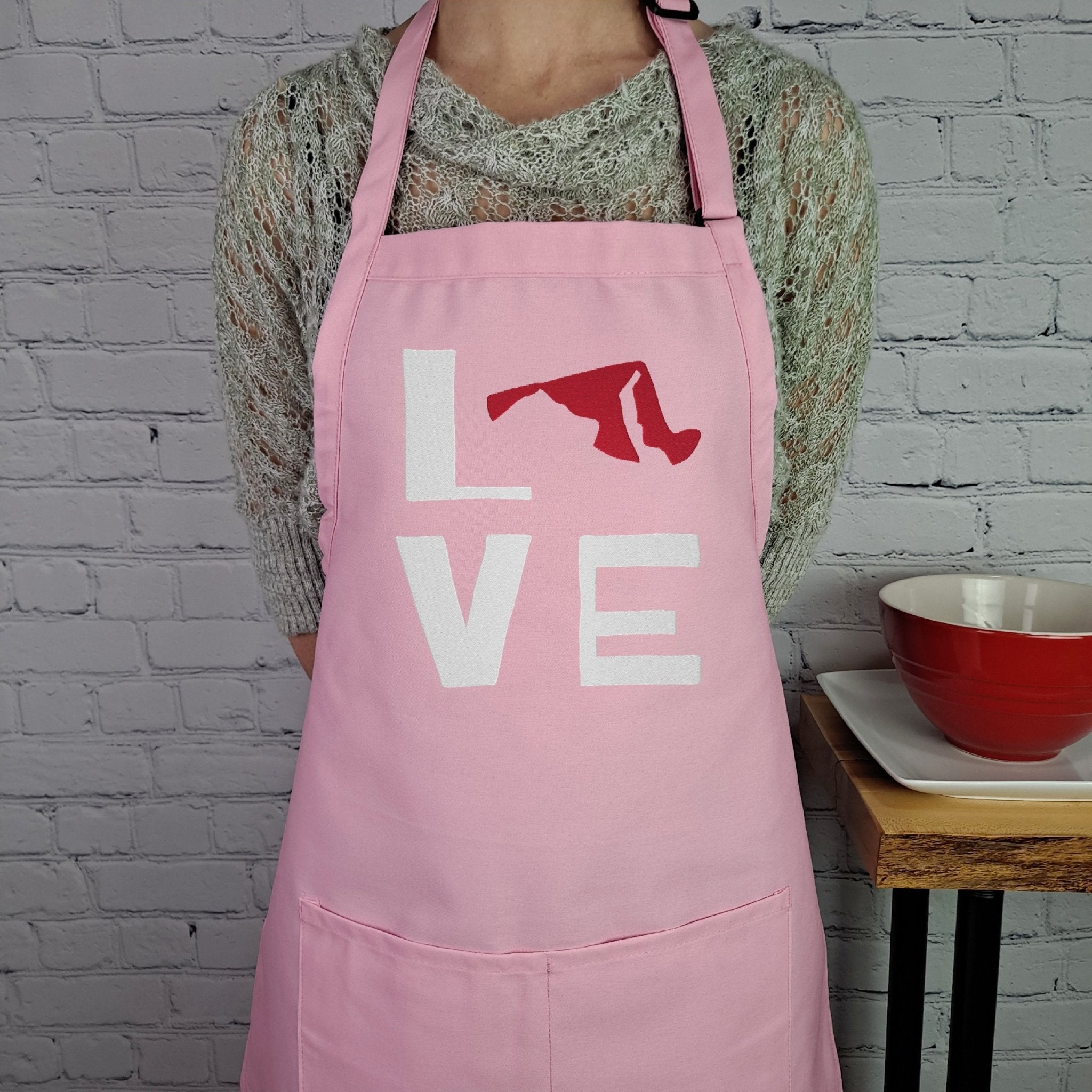 {{product_title}} – {{color}} embroidered kitchen apron