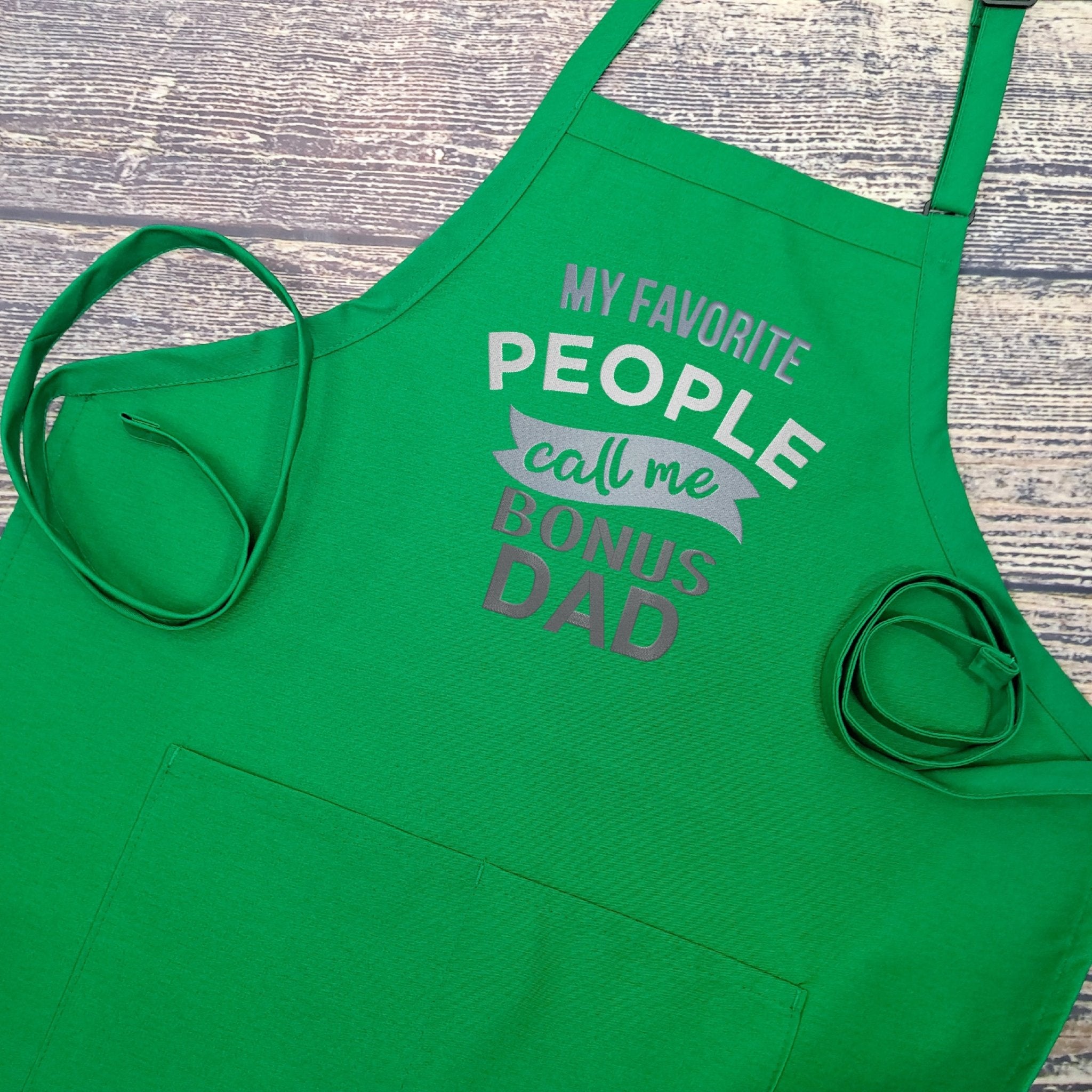 {{product_title}} – {{color}} embroidered kitchen apron