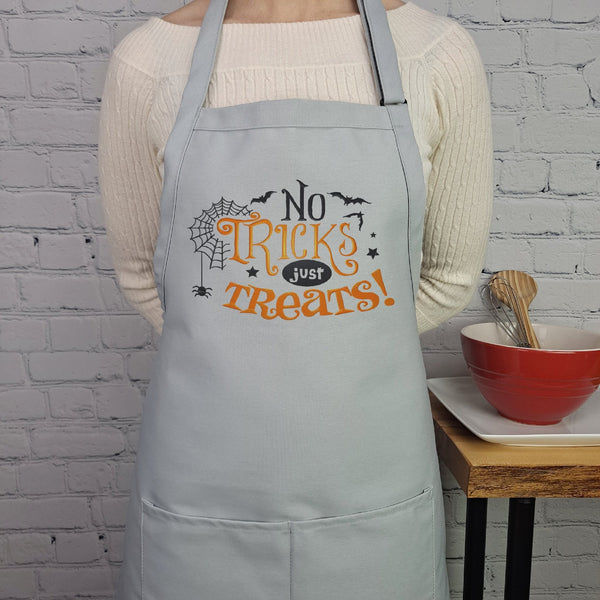 {{product_title}} – {{color}} embroidered kitchen apron