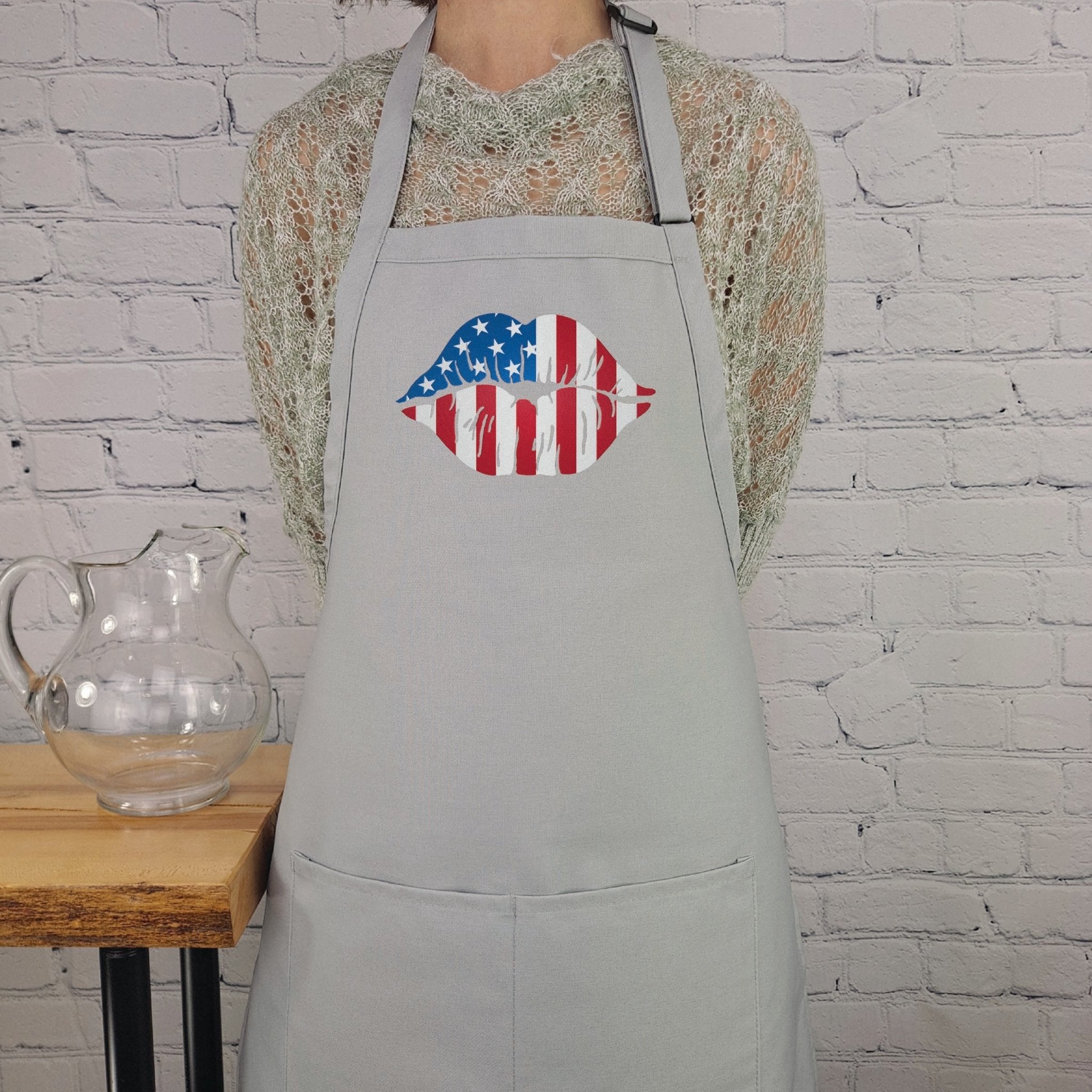 {{product_title}} – {{color}} embroidered kitchen apron