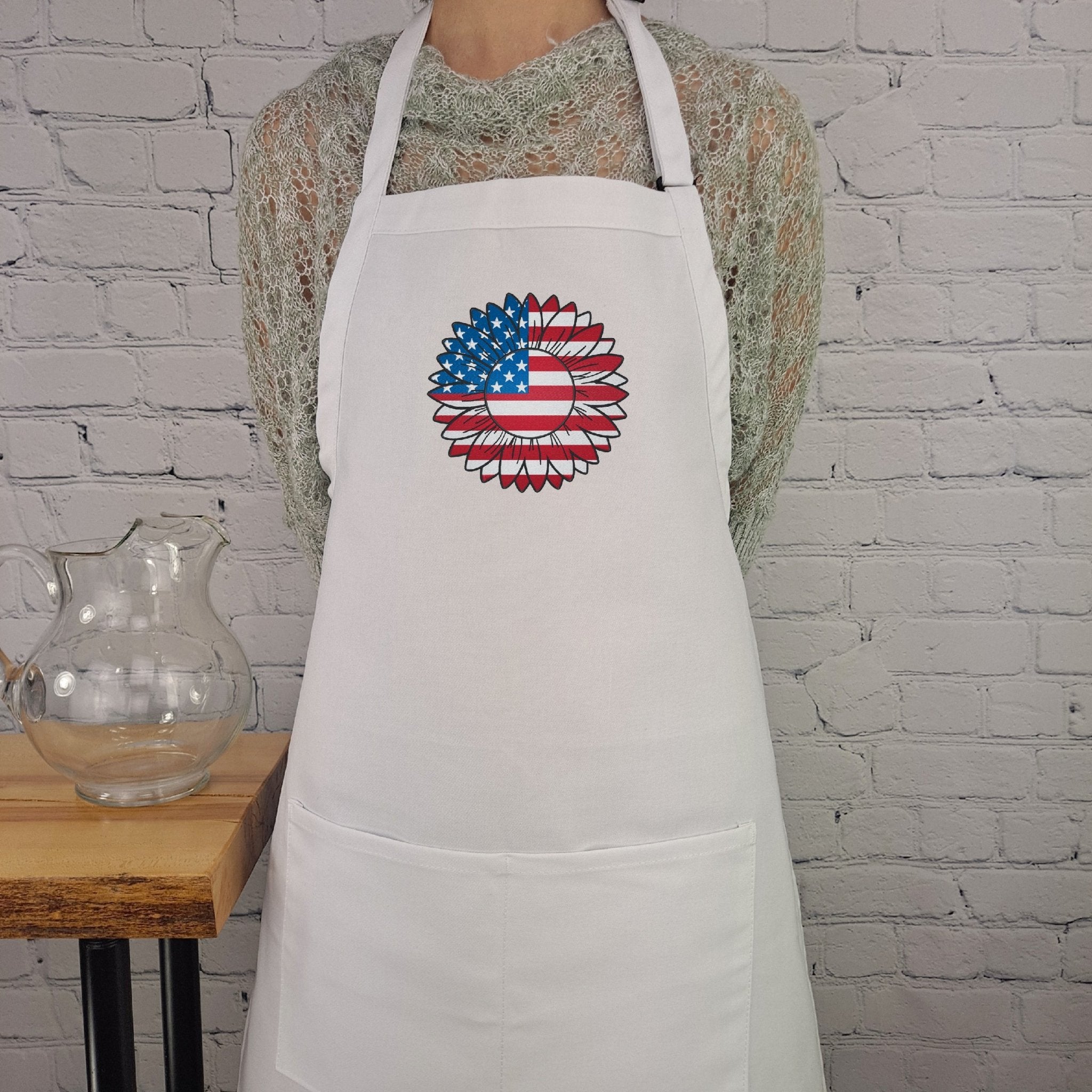 {{product_title}} – {{color}} embroidered kitchen apron
