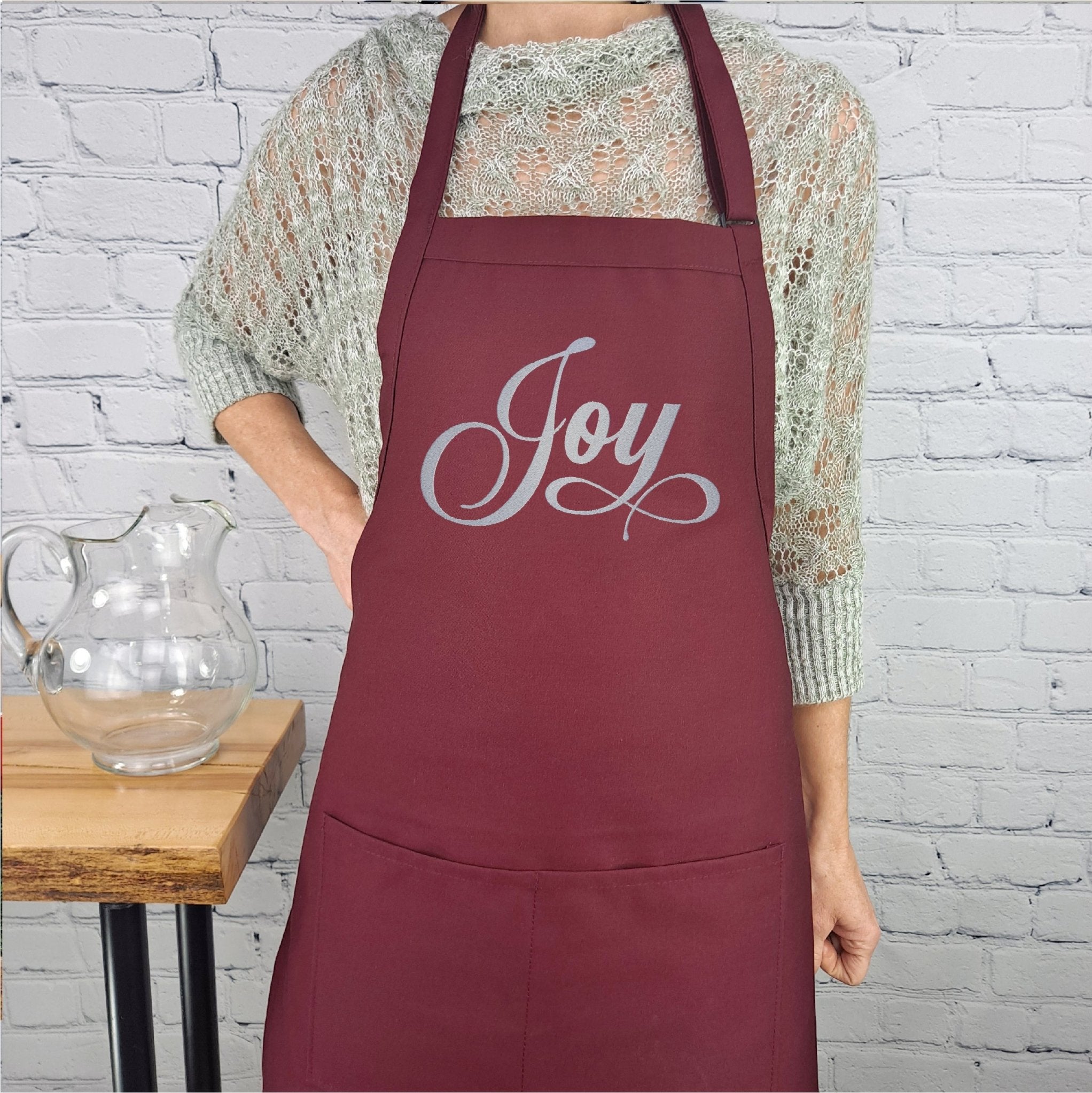 {{product_title}} – {{color}} embroidered kitchen apron