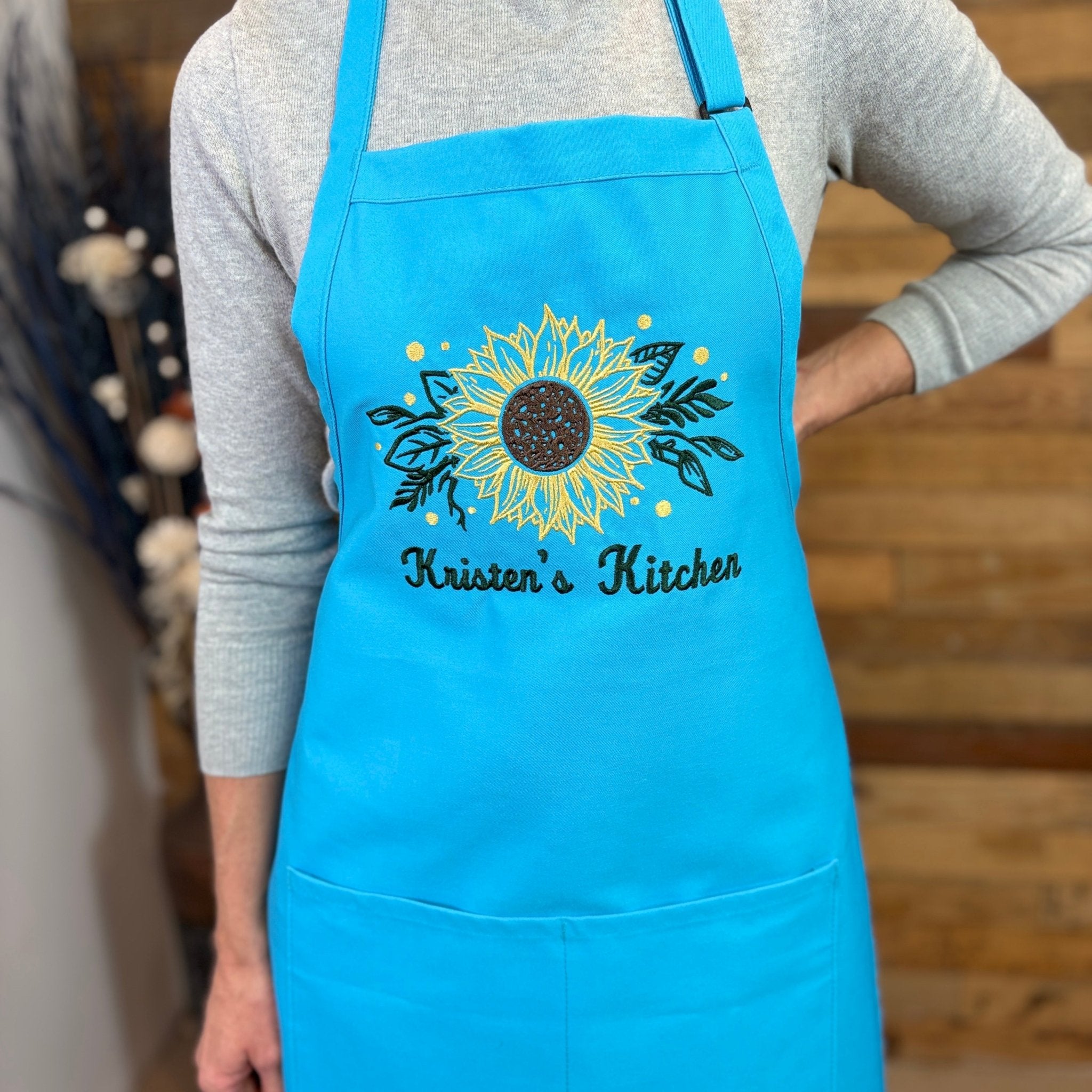{{product_title}} – {{color}} embroidered kitchen apron