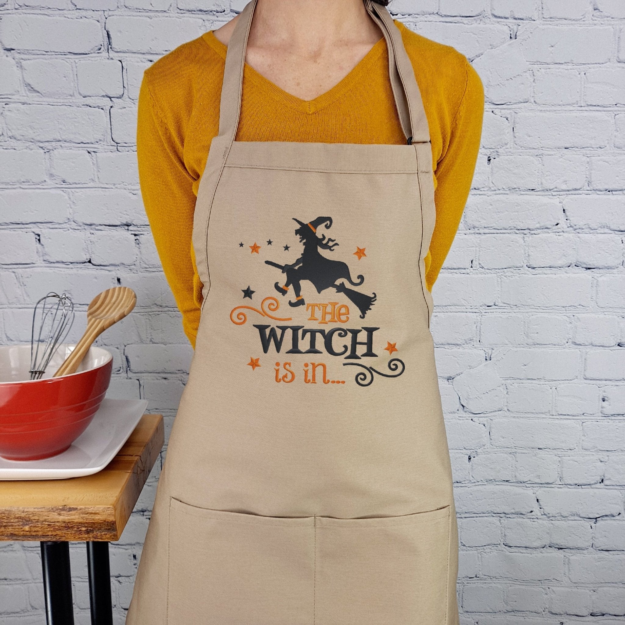 {{product_title}} – {{color}} embroidered kitchen apron