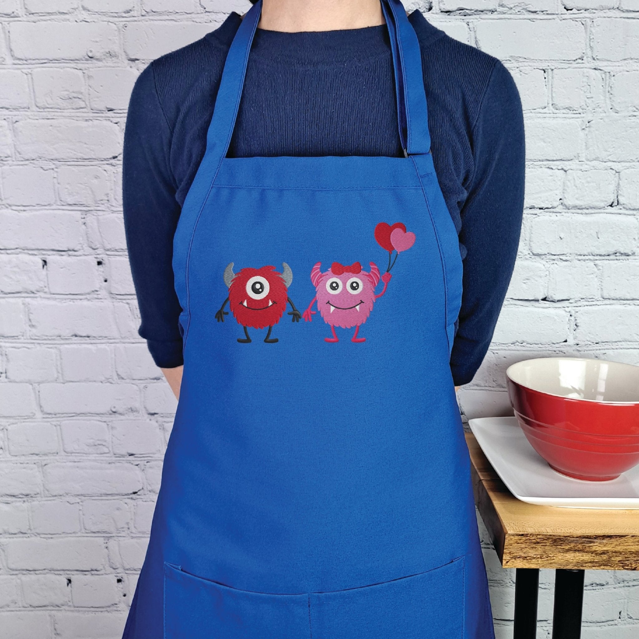 {{product_title}} – {{color}} embroidered kitchen apron