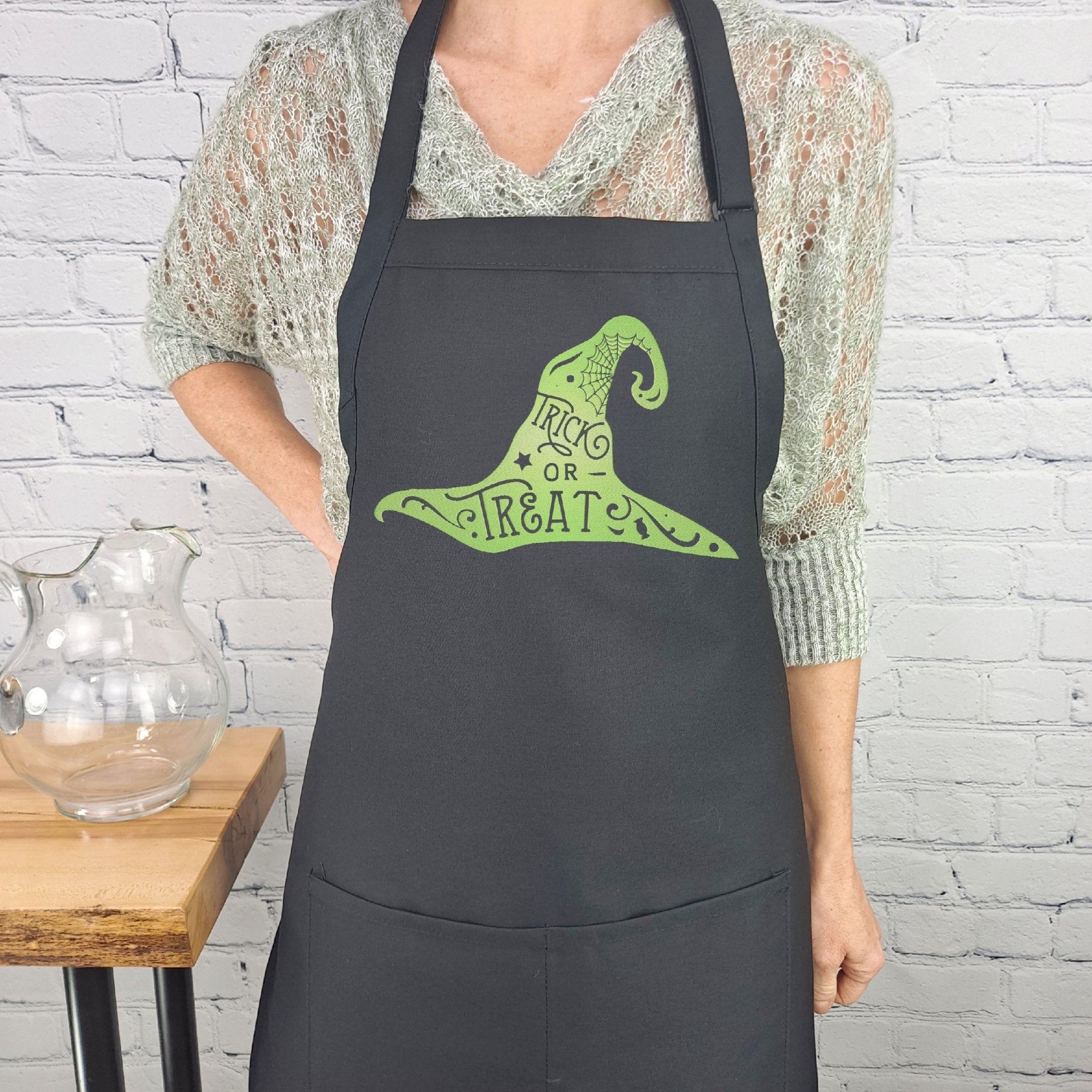 {{product_title}} – {{color}} embroidered kitchen apron