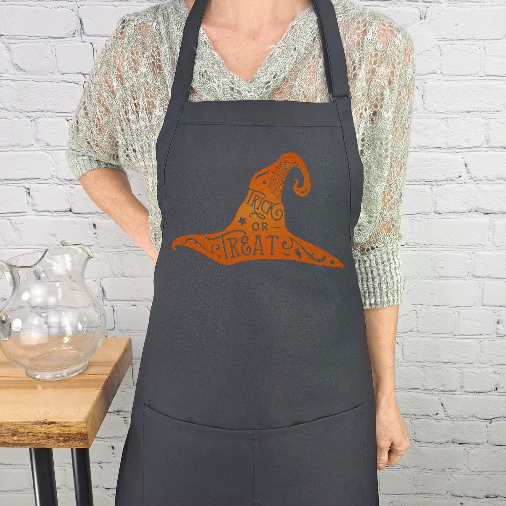 {{product_title}} – {{color}} embroidered kitchen apron