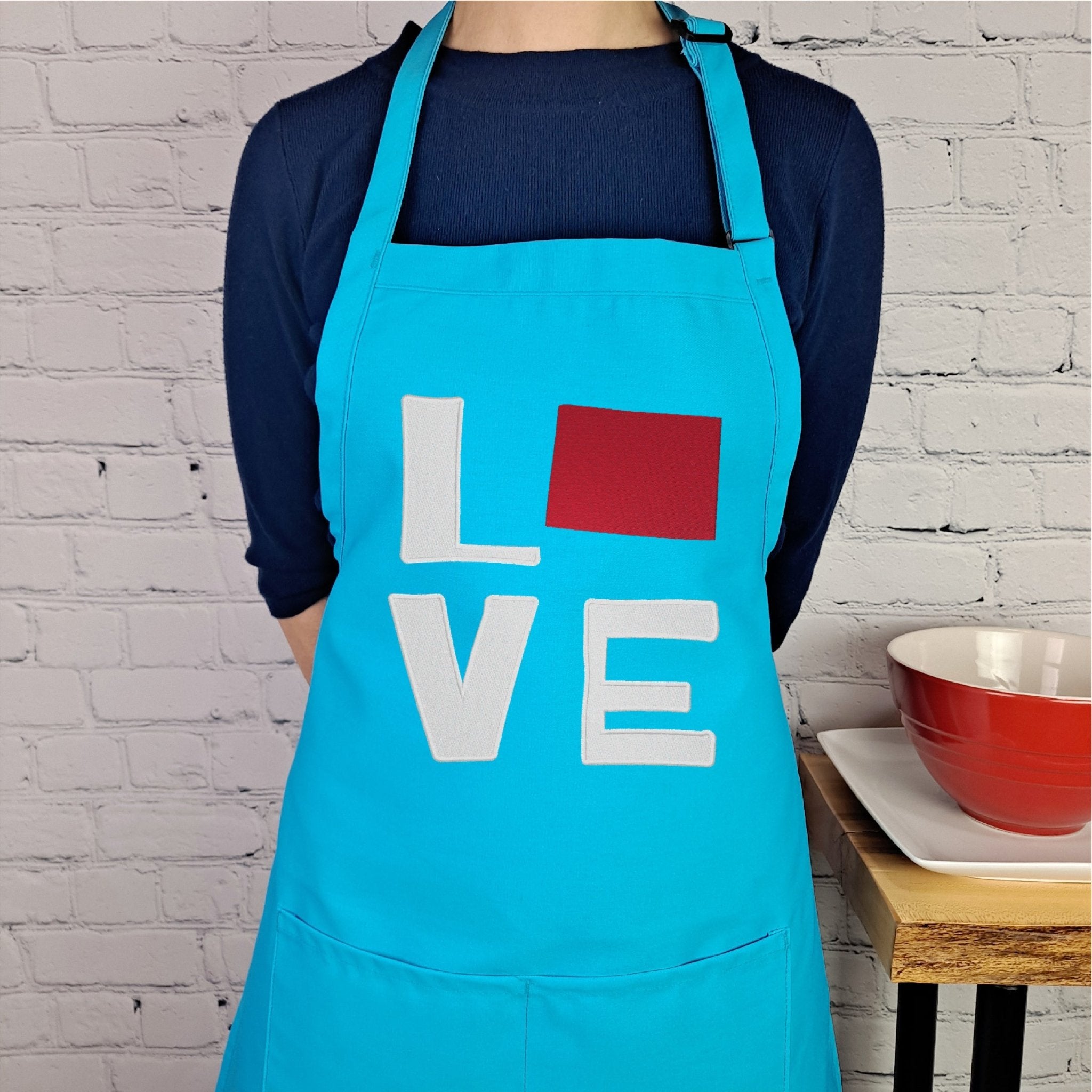 {{product_title}} – {{color}} embroidered kitchen apron
