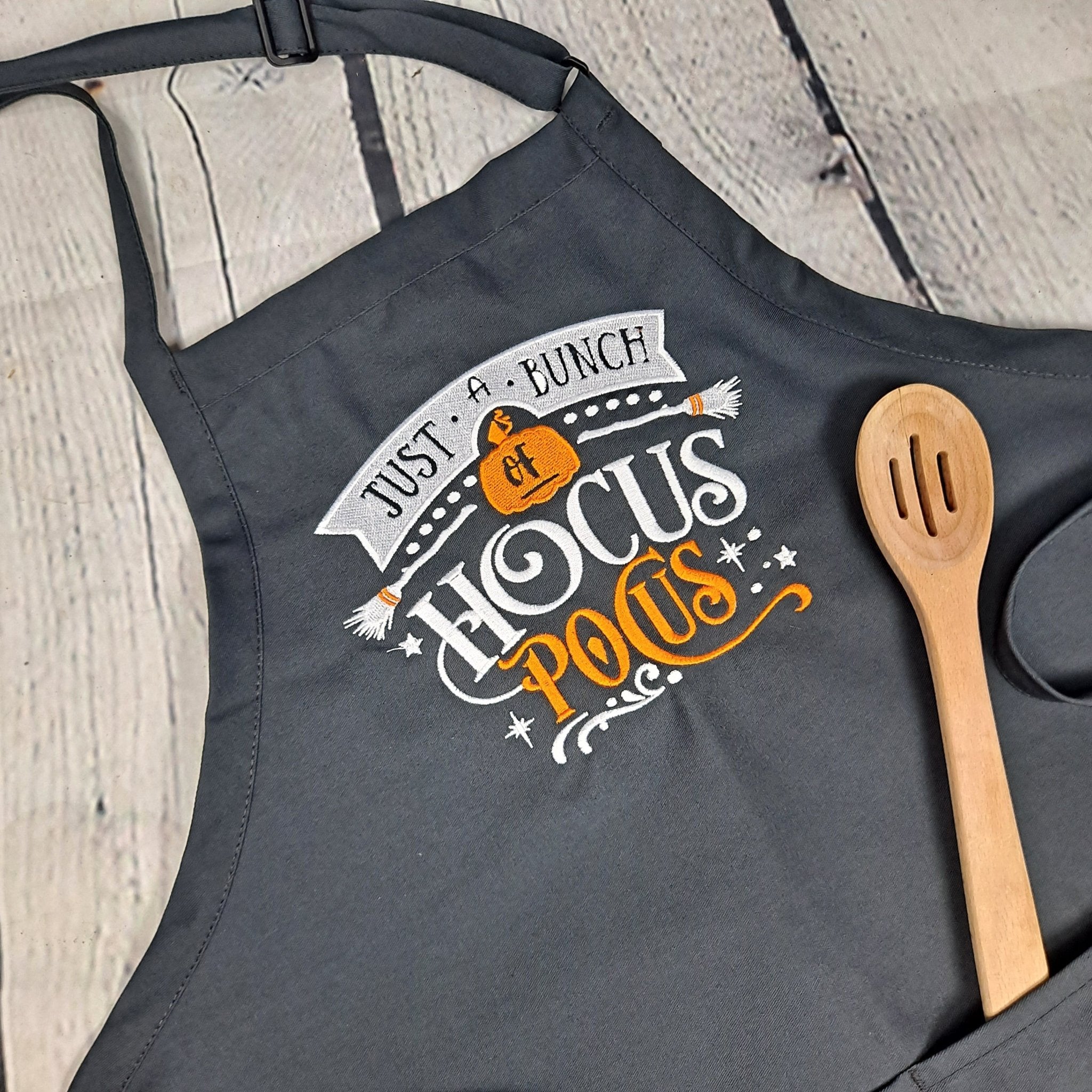 {{product_title}} – {{color}} embroidered kitchen apron