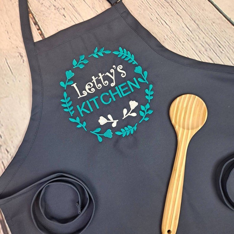 {{product_title}} – {{color}} embroidered kitchen apron